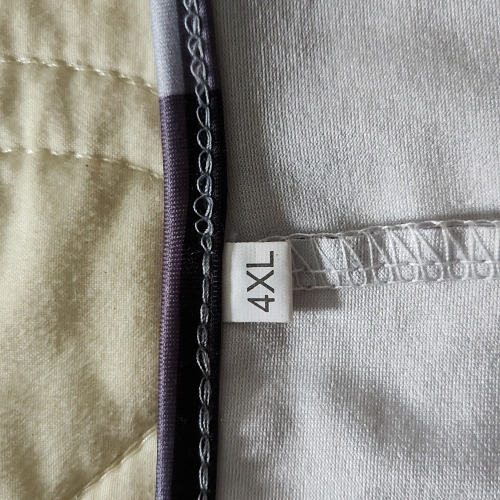 Ladies Top - Picture 6 of 6